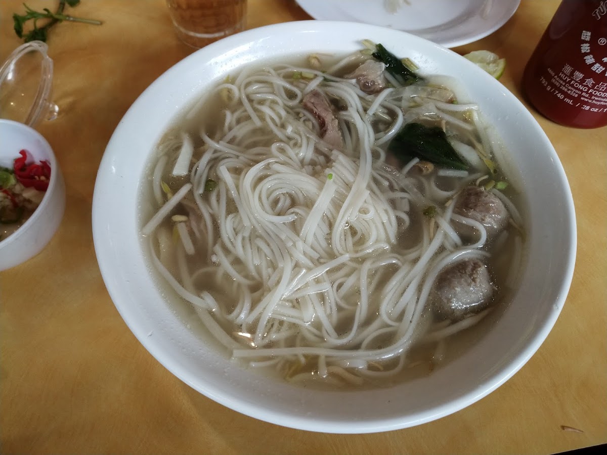 Chicken/Pork/Seafood Noodle Soup